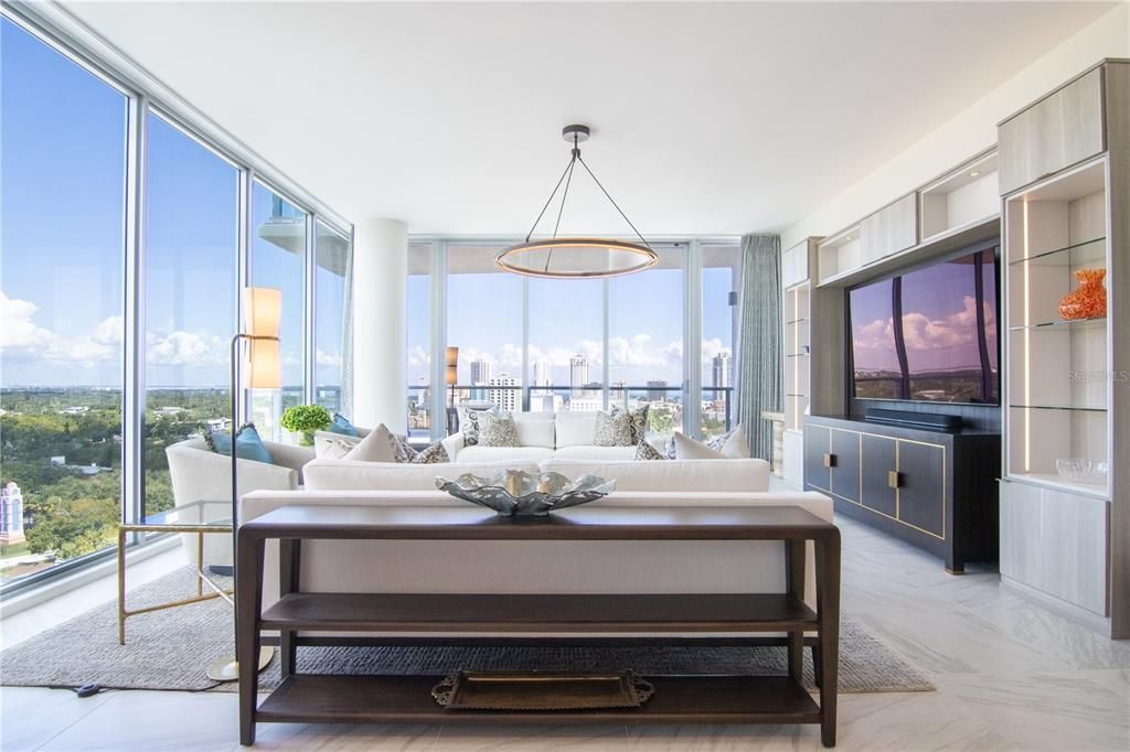 Activo con contrato: $1,564,000 (2 camas, 2 baños, 2052 Pies cuadrados)