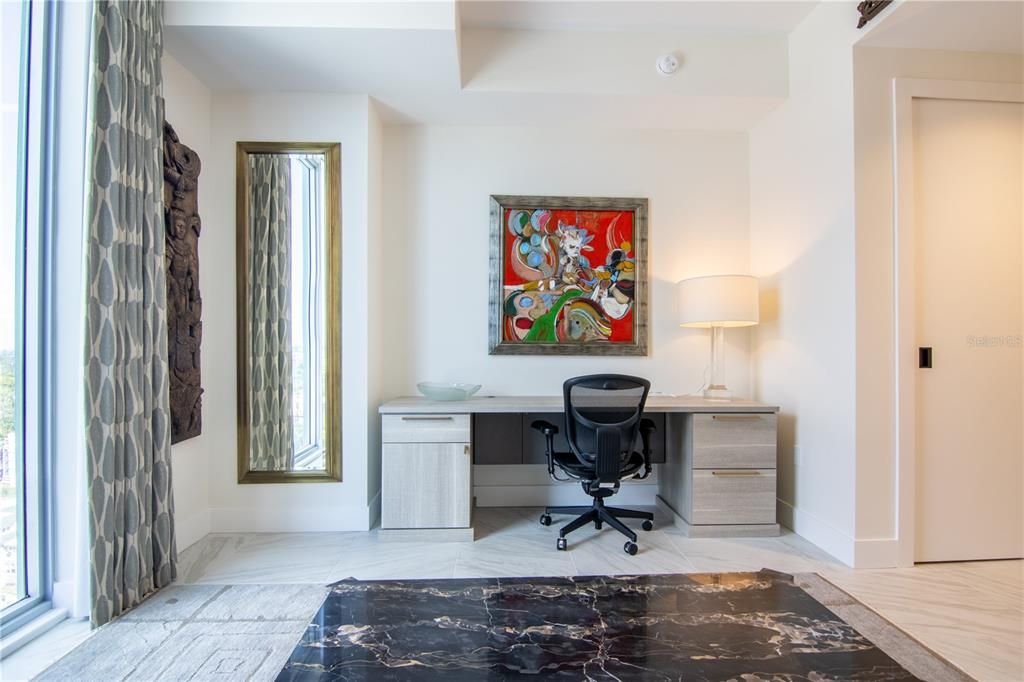 Activo con contrato: $1,564,000 (2 camas, 2 baños, 2052 Pies cuadrados)