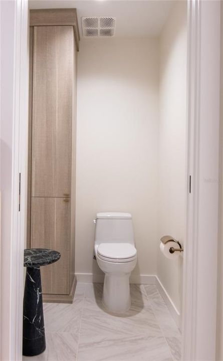 Activo con contrato: $1,564,000 (2 camas, 2 baños, 2052 Pies cuadrados)