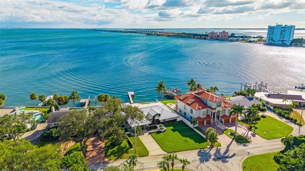 待售: $2,500,000 (4 贝兹, 2 浴室, 3062 平方英尺)