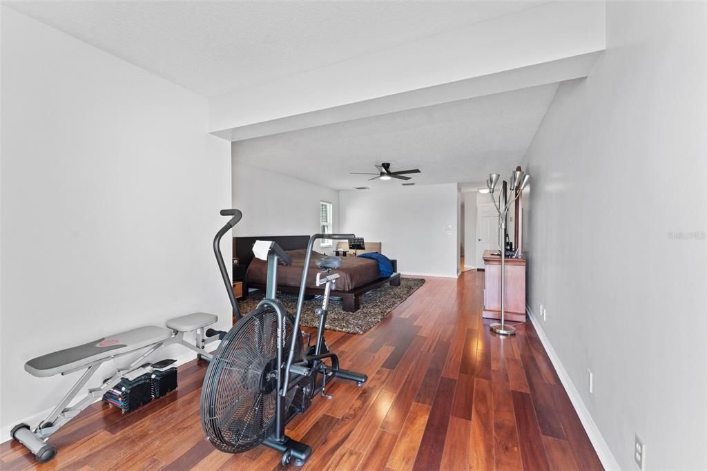 待售: $2,500,000 (4 贝兹, 2 浴室, 3062 平方英尺)