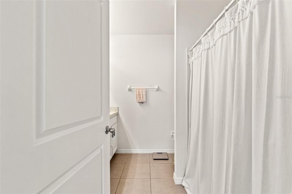 待售: $375,000 (3 贝兹, 2 浴室, 1546 平方英尺)