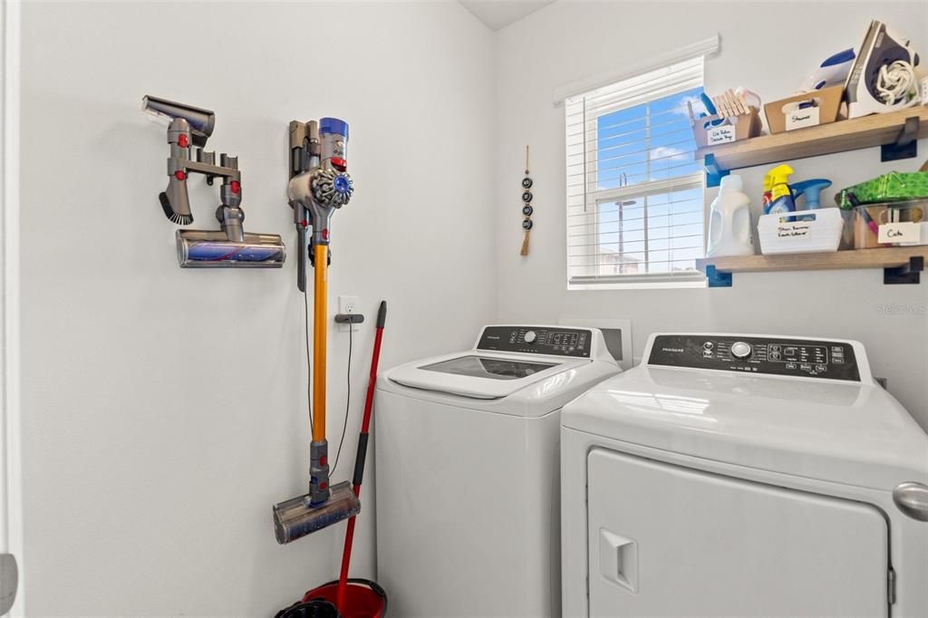 待售: $375,000 (3 贝兹, 2 浴室, 1546 平方英尺)