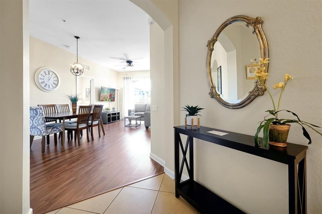 For Sale: $492,000 (3 beds, 2 baths, 1247 Square Feet)