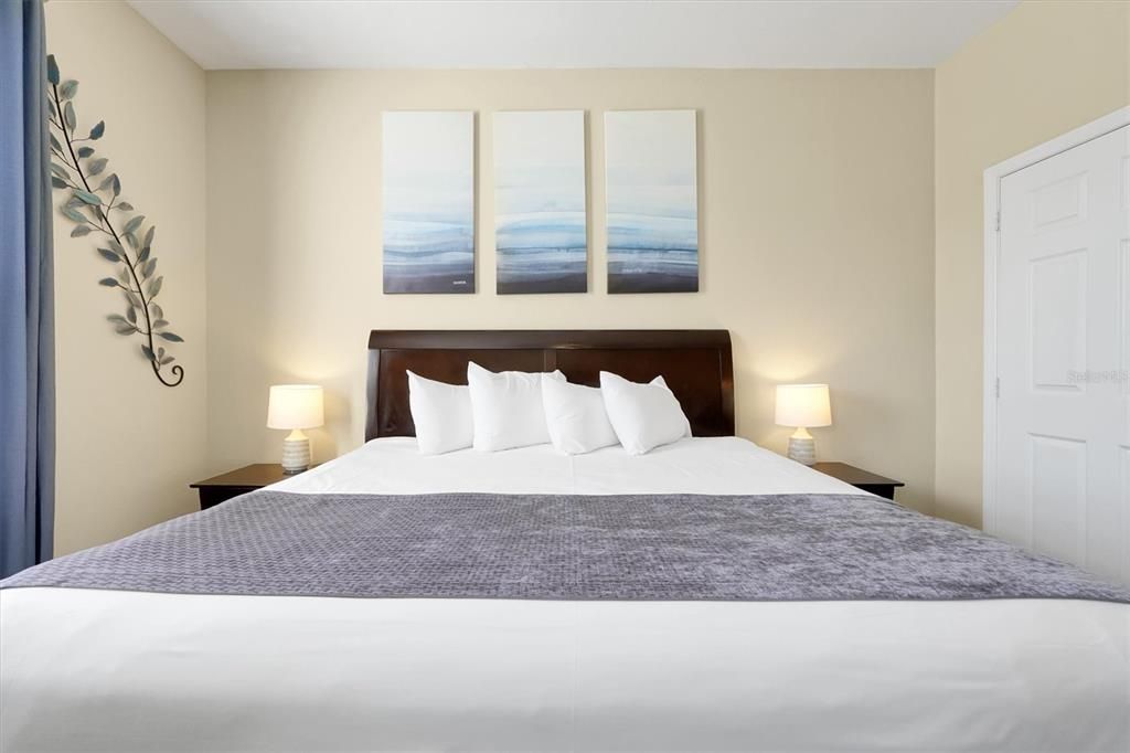 For Sale: $492,000 (3 beds, 2 baths, 1247 Square Feet)