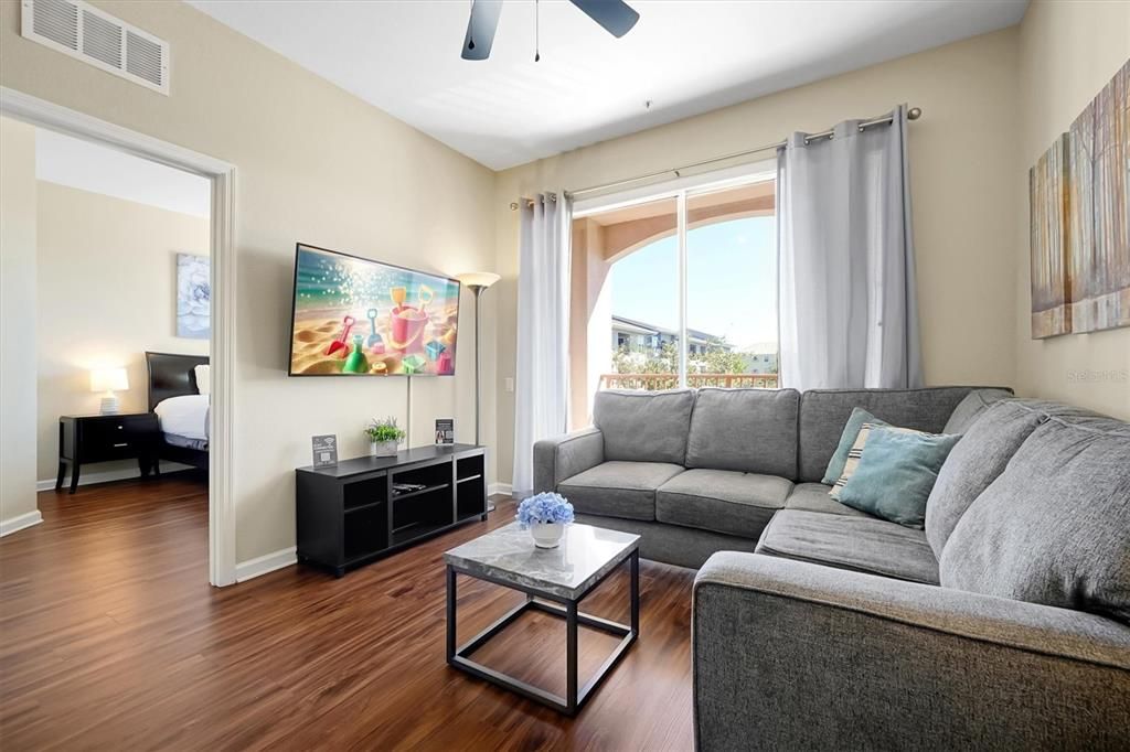 For Sale: $492,000 (3 beds, 2 baths, 1247 Square Feet)