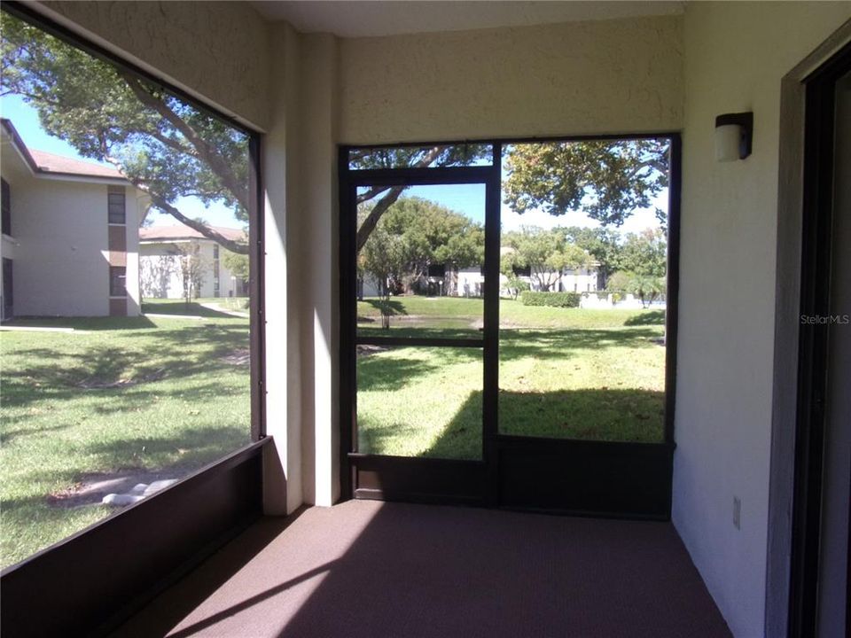 Active With Contract: $200,000 (2 beds, 2 baths, 1035 Square Feet)