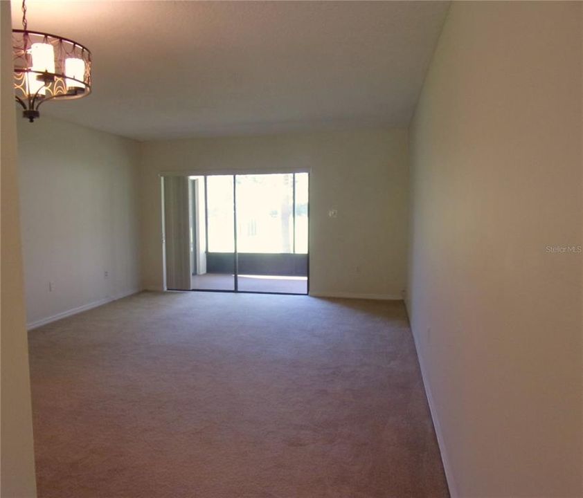 Active With Contract: $200,000 (2 beds, 2 baths, 1035 Square Feet)