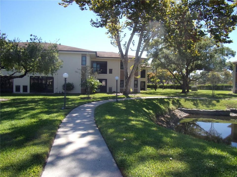 Active With Contract: $200,000 (2 beds, 2 baths, 1035 Square Feet)