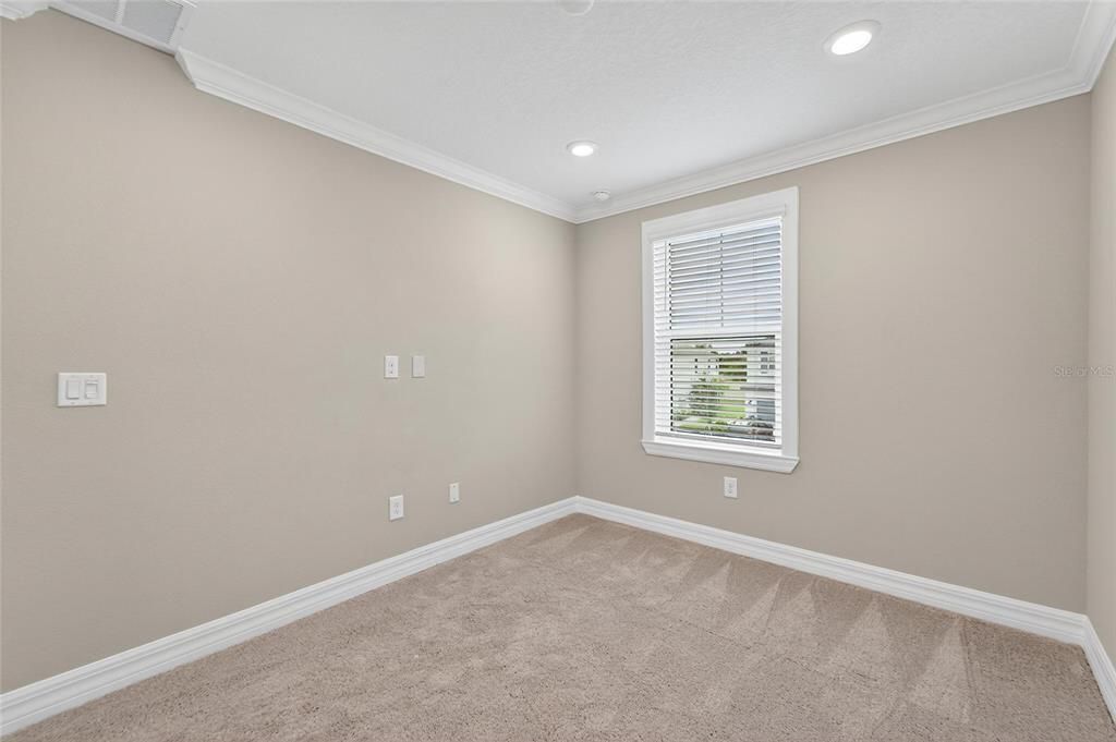 出租: $2,250 (3 贝兹, 2 浴室, 1575 平方英尺)