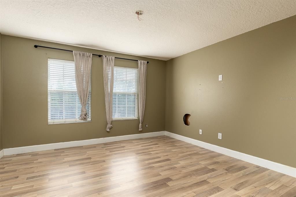 For Sale: $619,900 (4 beds, 3 baths, 3567 Square Feet)