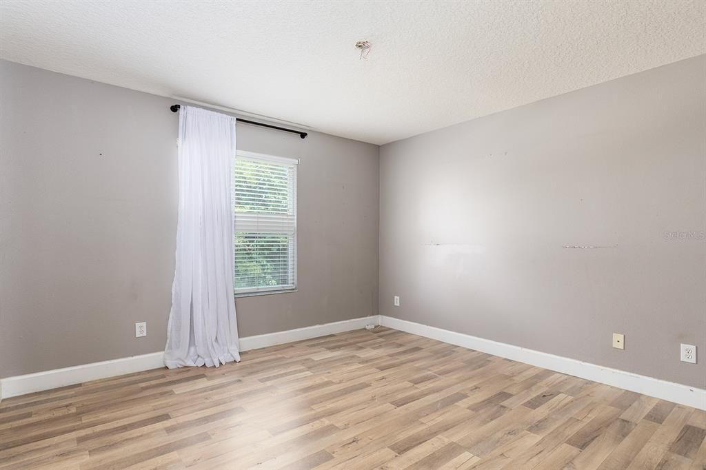 For Sale: $619,900 (4 beds, 3 baths, 3567 Square Feet)