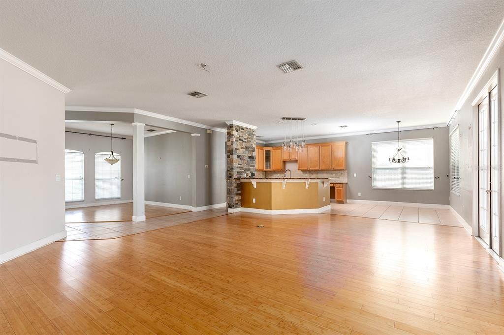 For Sale: $619,900 (4 beds, 3 baths, 3567 Square Feet)