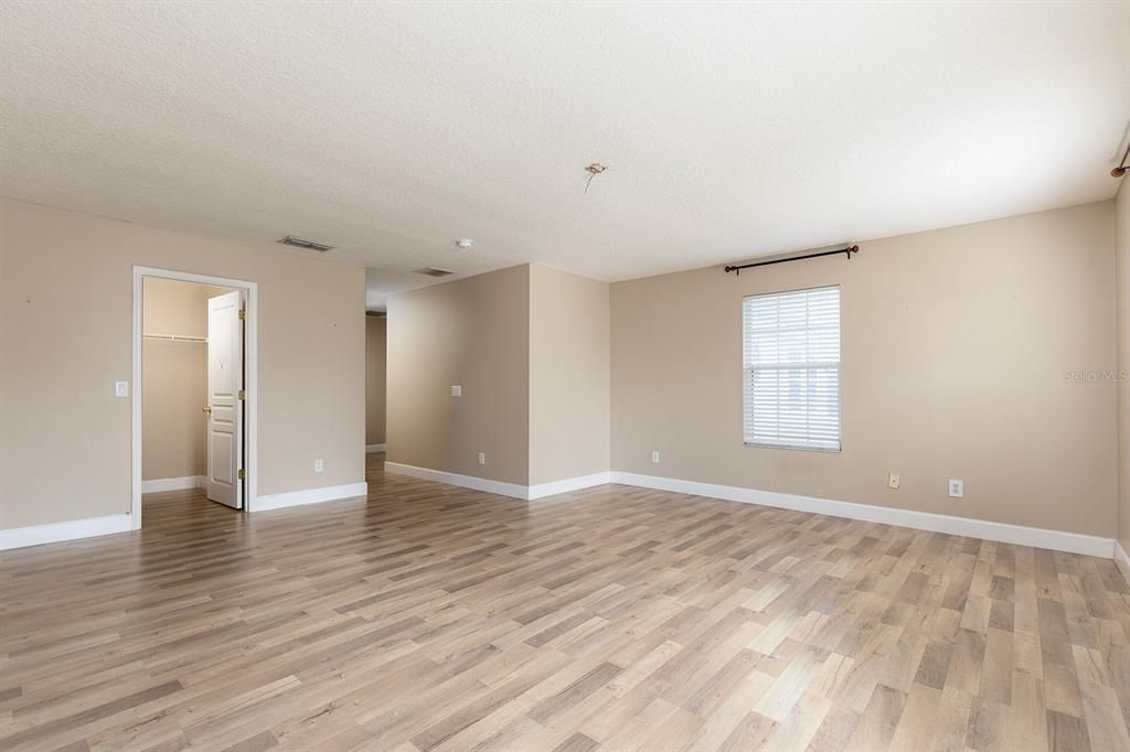 For Sale: $619,900 (4 beds, 3 baths, 3567 Square Feet)