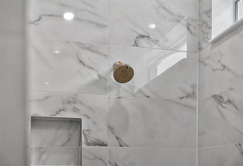 For Sale: $975,000 (3 beds, 3 baths, 2508 Square Feet)