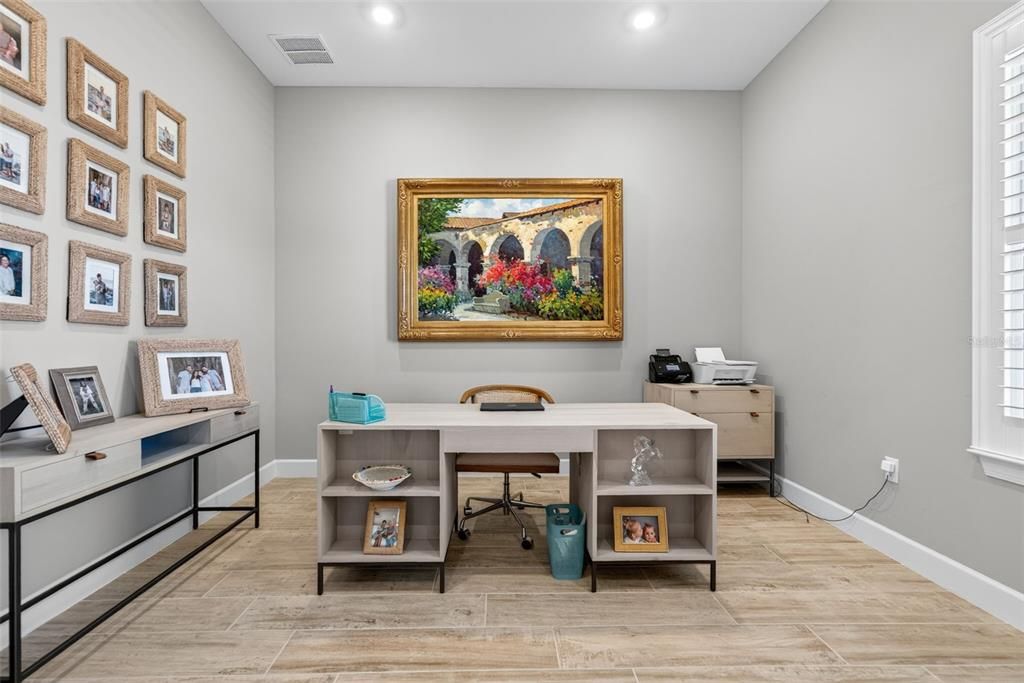 For Sale: $975,000 (3 beds, 3 baths, 2508 Square Feet)