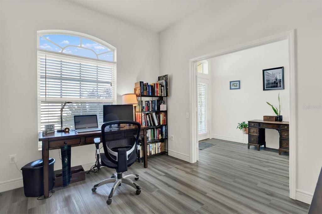 For Sale: $499,000 (4 beds, 3 baths, 3170 Square Feet)