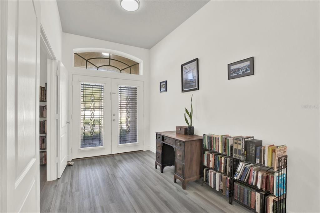 For Sale: $499,000 (4 beds, 3 baths, 3170 Square Feet)