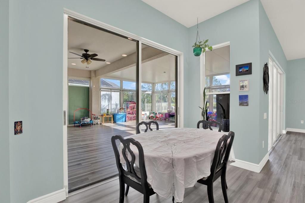 For Sale: $499,000 (4 beds, 3 baths, 3170 Square Feet)