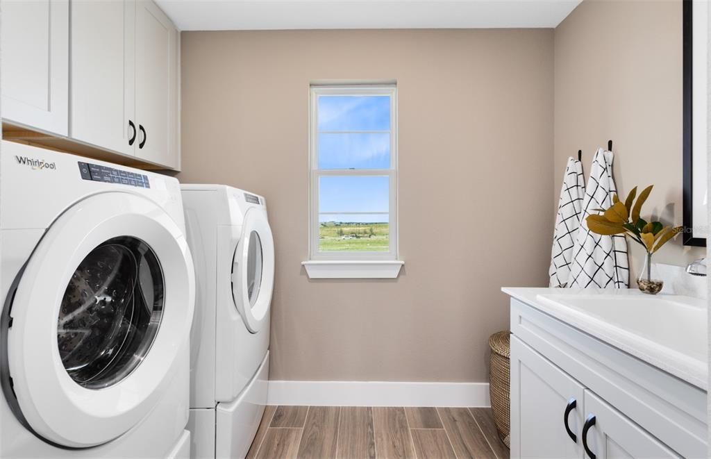 For Sale: $848,690 (5 beds, 4 baths, 3810 Square Feet)