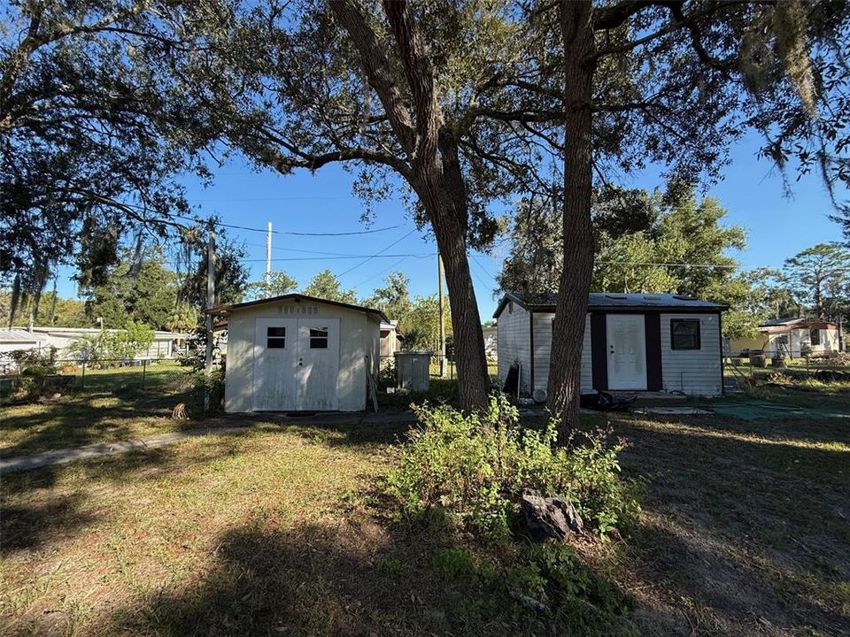 For Sale: $150,000 (2 beds, 2 baths, 924 Square Feet)