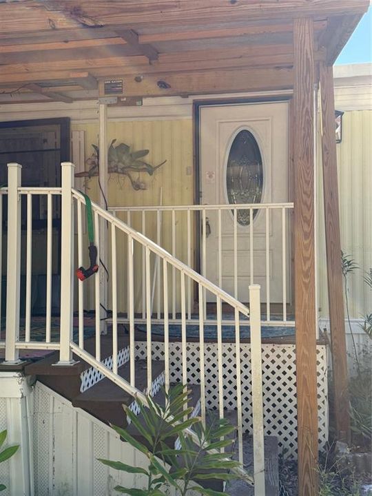 For Sale: $150,000 (2 beds, 2 baths, 924 Square Feet)