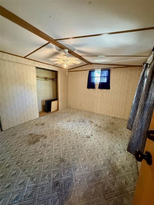 For Sale: $150,000 (2 beds, 2 baths, 924 Square Feet)