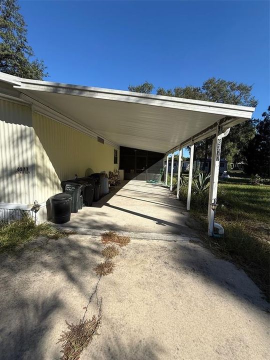 For Sale: $150,000 (2 beds, 2 baths, 924 Square Feet)