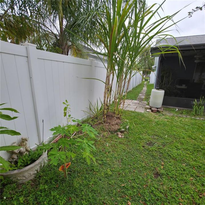 合同活跃: $315,000 (3 贝兹, 2 浴室, 1583 平方英尺)