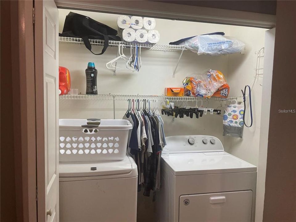 合同活跃: $315,000 (3 贝兹, 2 浴室, 1583 平方英尺)