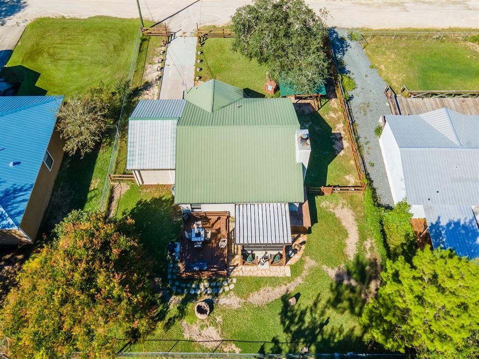 For Sale: $220,000 (2 beds, 2 baths, 1072 Square Feet)