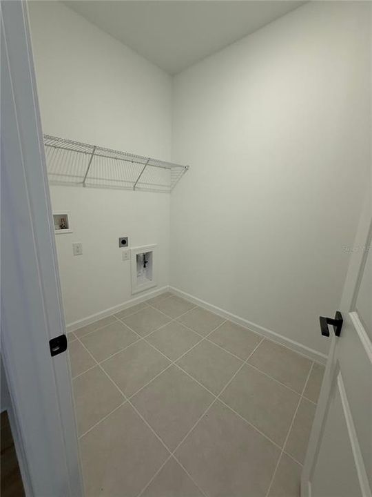 For Rent: $3,000 (4 beds, 3 baths, 2331 Square Feet)