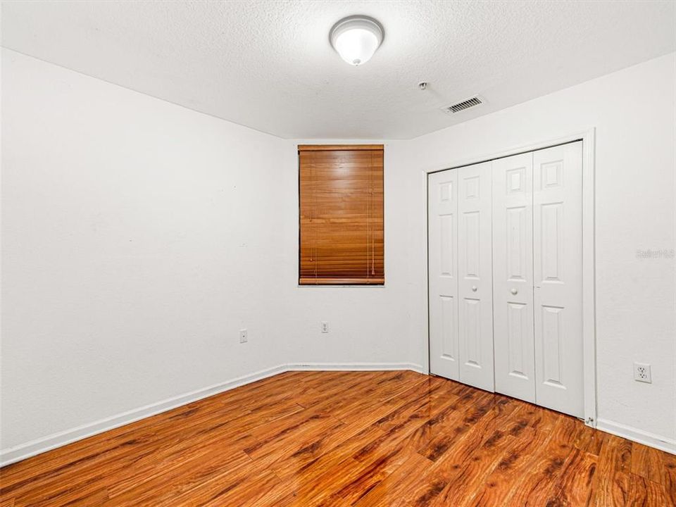 Active With Contract: $384,900 (3 beds, 2 baths, 1312 Square Feet)