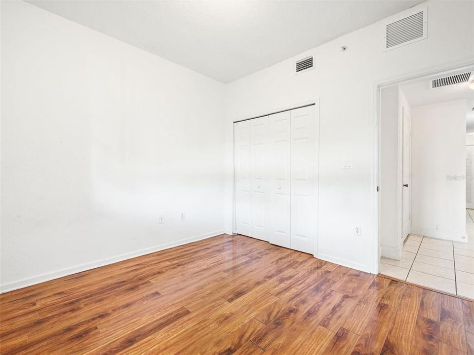 Active With Contract: $384,900 (3 beds, 2 baths, 1312 Square Feet)