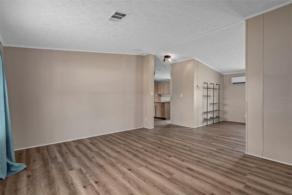 For Sale: $246,000 (4 beds, 2 baths, 1782 Square Feet)