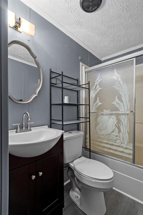 For Sale: $246,000 (4 beds, 2 baths, 1782 Square Feet)