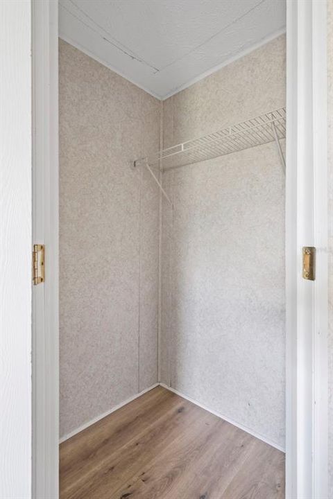 For Sale: $246,000 (4 beds, 2 baths, 1782 Square Feet)