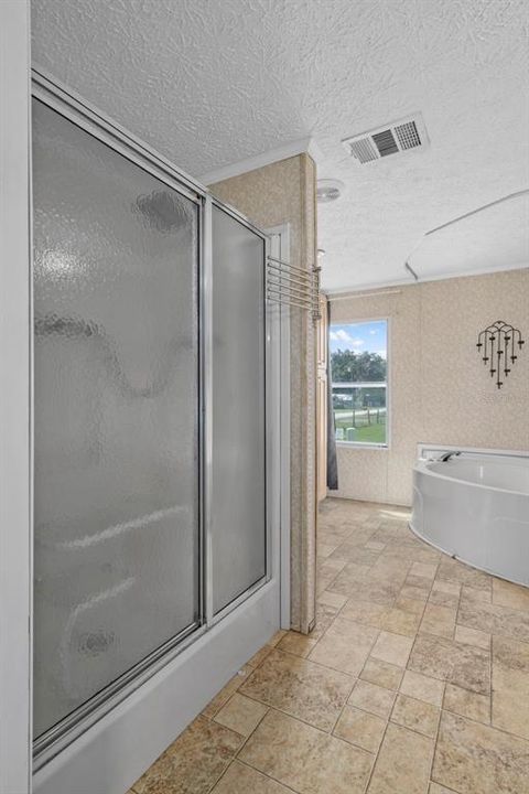 For Sale: $246,000 (4 beds, 2 baths, 1782 Square Feet)