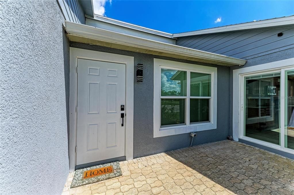 Active With Contract: $549,000 (3 beds, 2 baths, 2111 Square Feet)