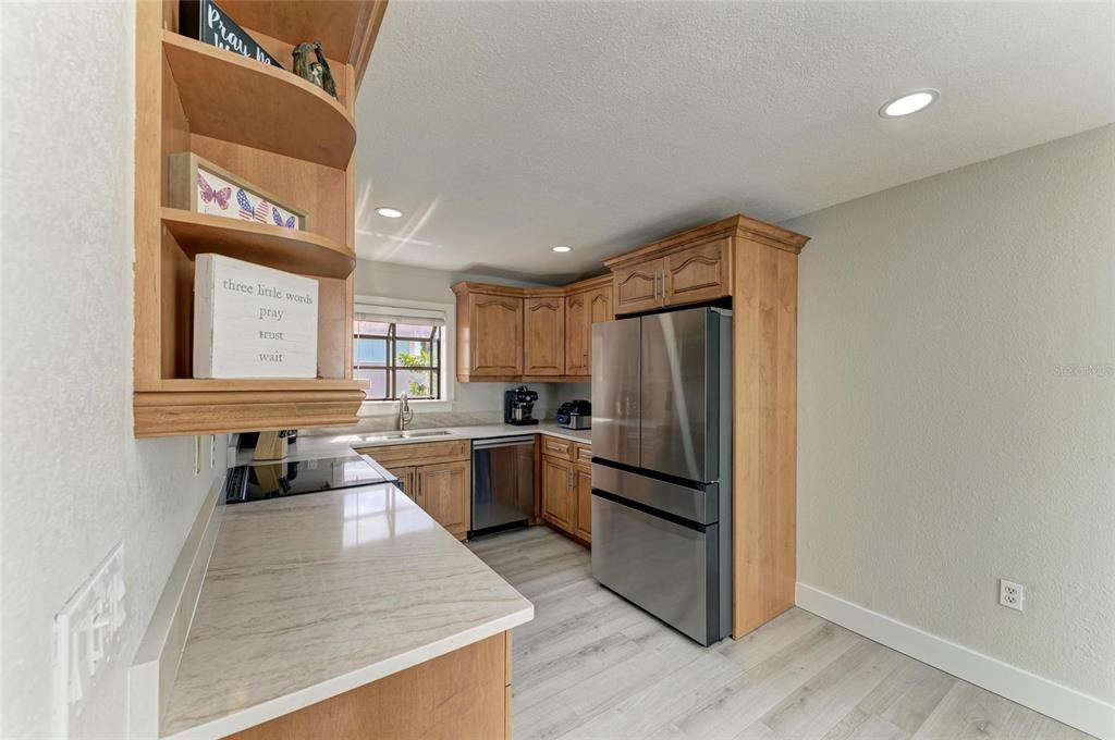 Active With Contract: $549,000 (3 beds, 2 baths, 2111 Square Feet)