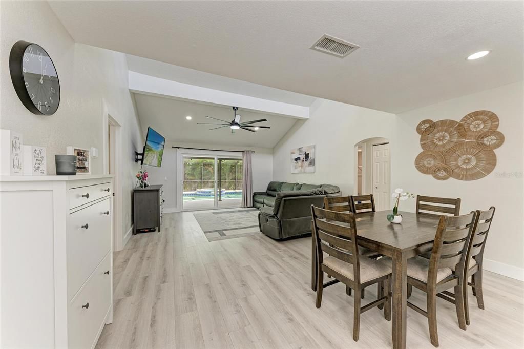 Active With Contract: $549,000 (3 beds, 2 baths, 2111 Square Feet)