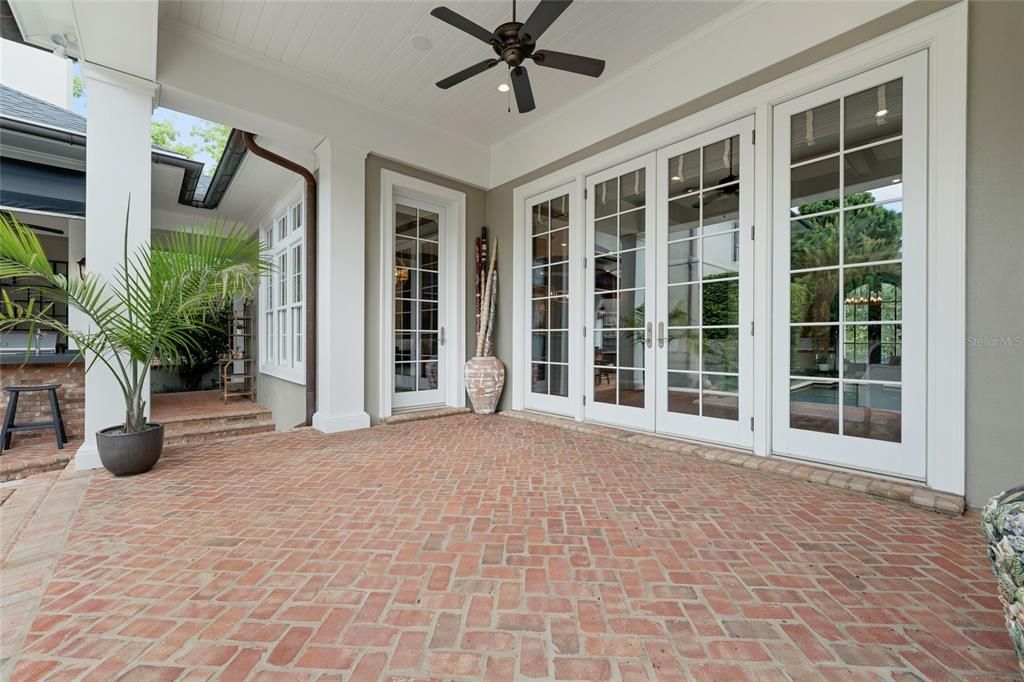 待售: $3,699,000 (4 贝兹, 5 浴室, 6138 平方英尺)