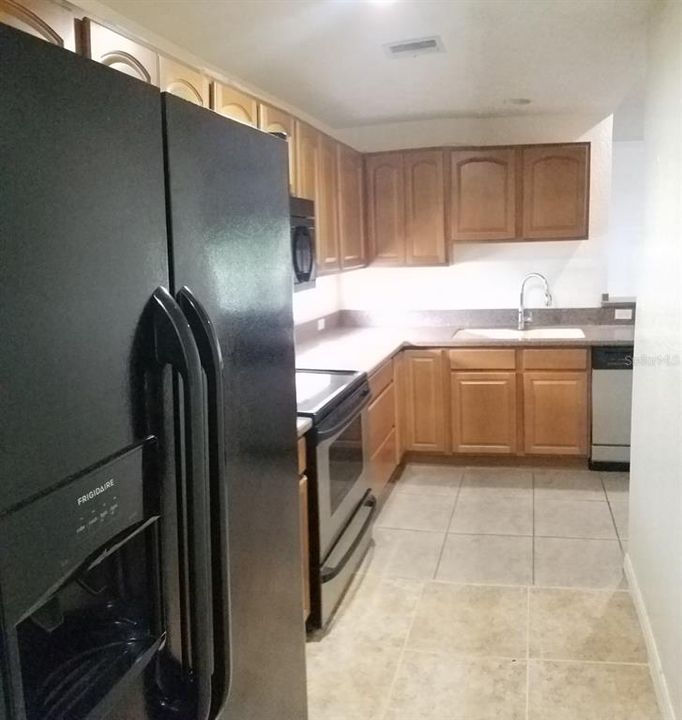 For Sale: $199,900 (3 beds, 2 baths, 1800 Square Feet)