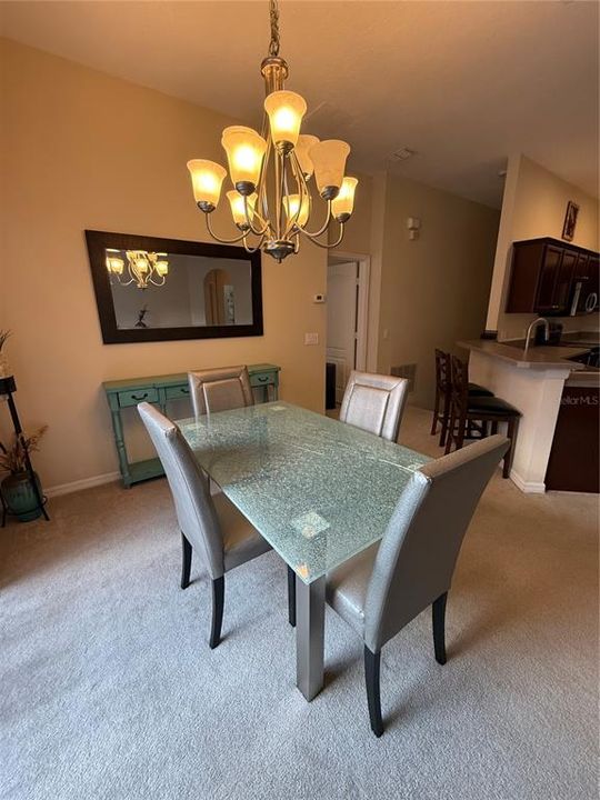 En Venta: $248,000 (2 camas, 2 baños, 1200 Pies cuadrados)