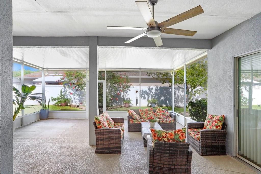 For Sale: $424,900 (3 beds, 2 baths, 2135 Square Feet)