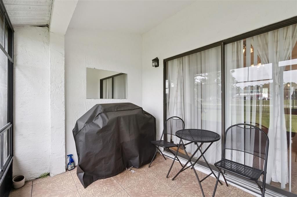 待售: $250,000 (2 贝兹, 2 浴室, 1019 平方英尺)