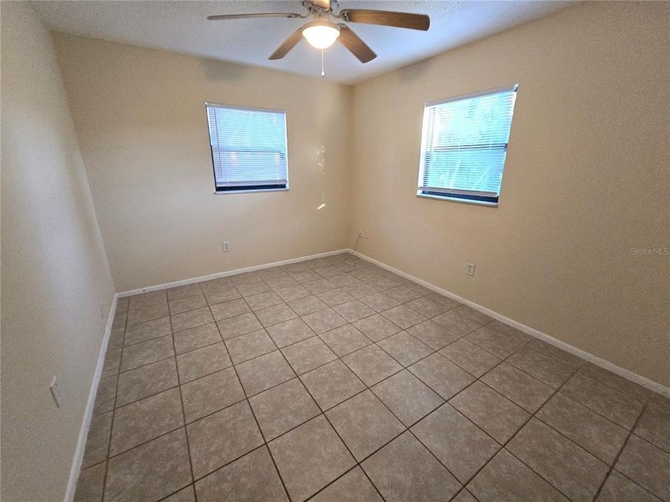 En Renta: $1,300 (3 camas, 1 baños, 1152 Pies cuadrados)