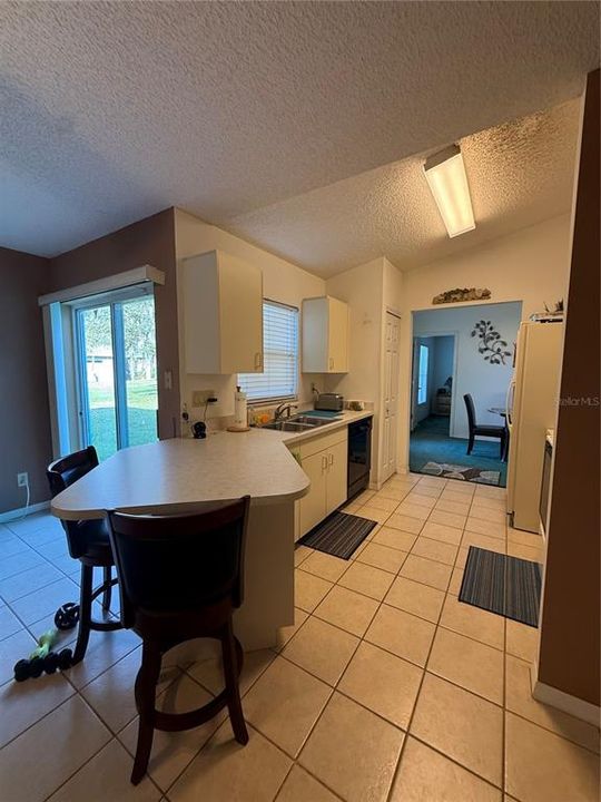 For Sale: $295,000 (4 beds, 2 baths, 1572 Square Feet)