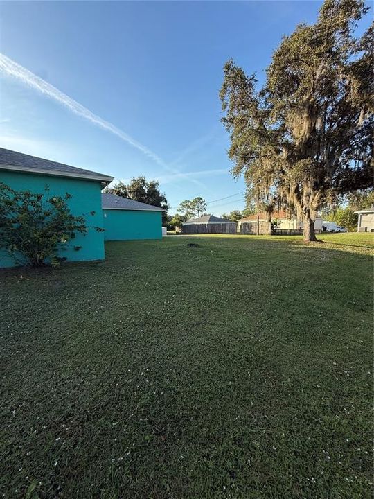 For Sale: $295,000 (4 beds, 2 baths, 1572 Square Feet)