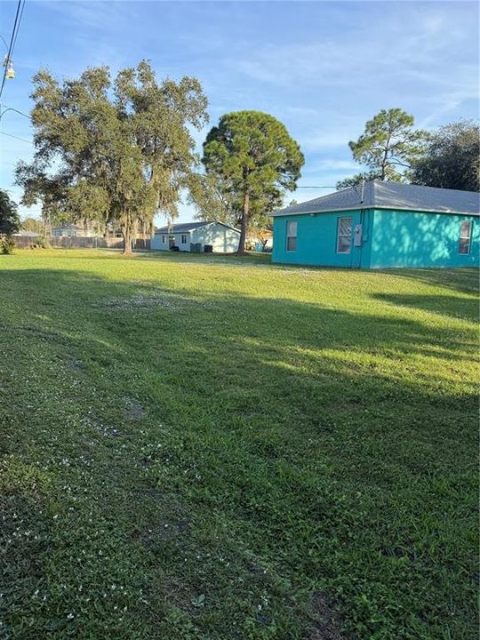 For Sale: $295,000 (4 beds, 2 baths, 1572 Square Feet)